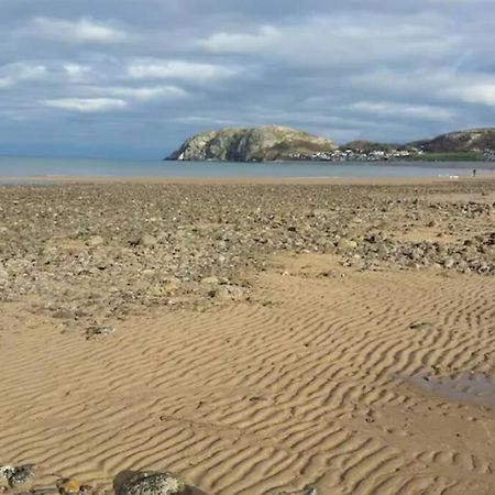 Orme View Dog Friendly Apartment Llandudno Eksteriør billede